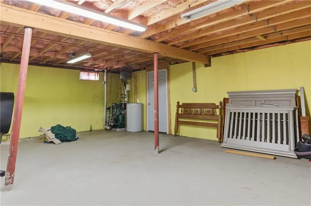 365 Maple Street Warwick RI 02888