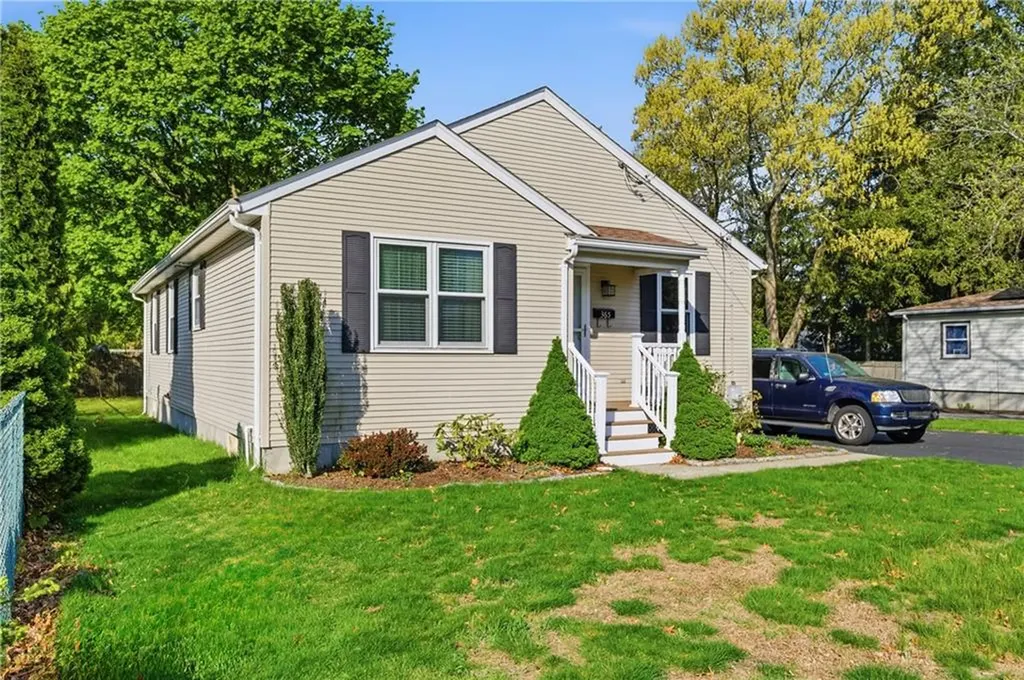 365 Maple Street Warwick RI 02888