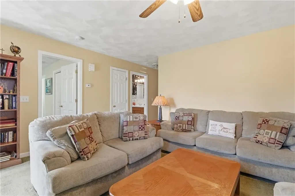 365 Maple Street Warwick RI 02888