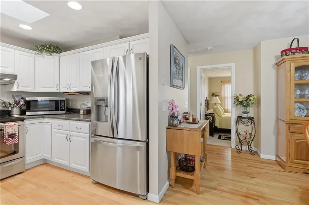 365 Maple Street Warwick RI 02888