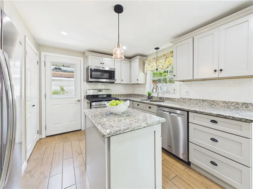 12 Elmonte Drive Coventry RI 02816