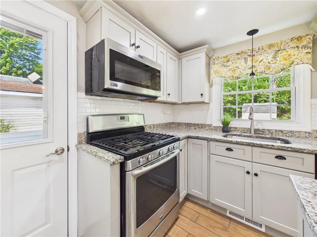 12 Elmonte Drive Coventry RI 02816