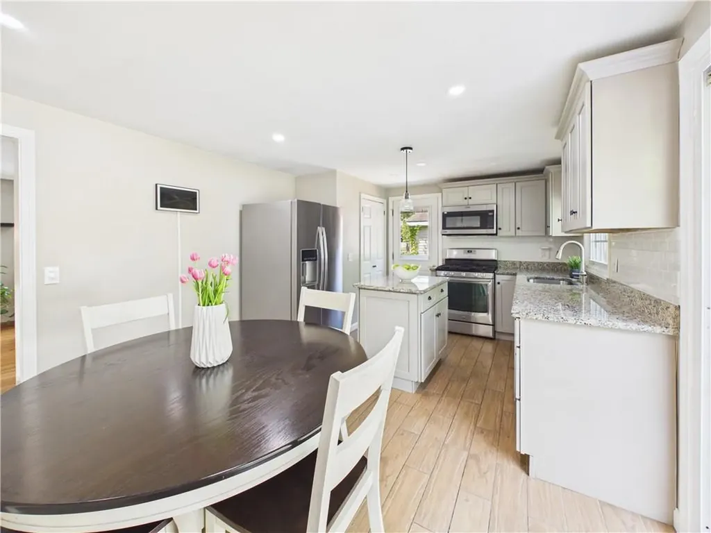 12 Elmonte Drive Coventry RI 02816