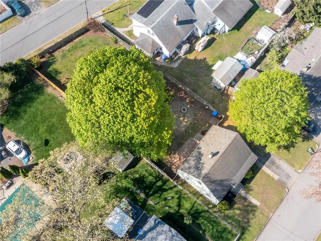 25 Mowry Street Pawtucket RI 02861