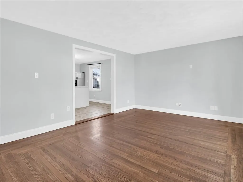 25 Mowry Street Pawtucket RI 02861