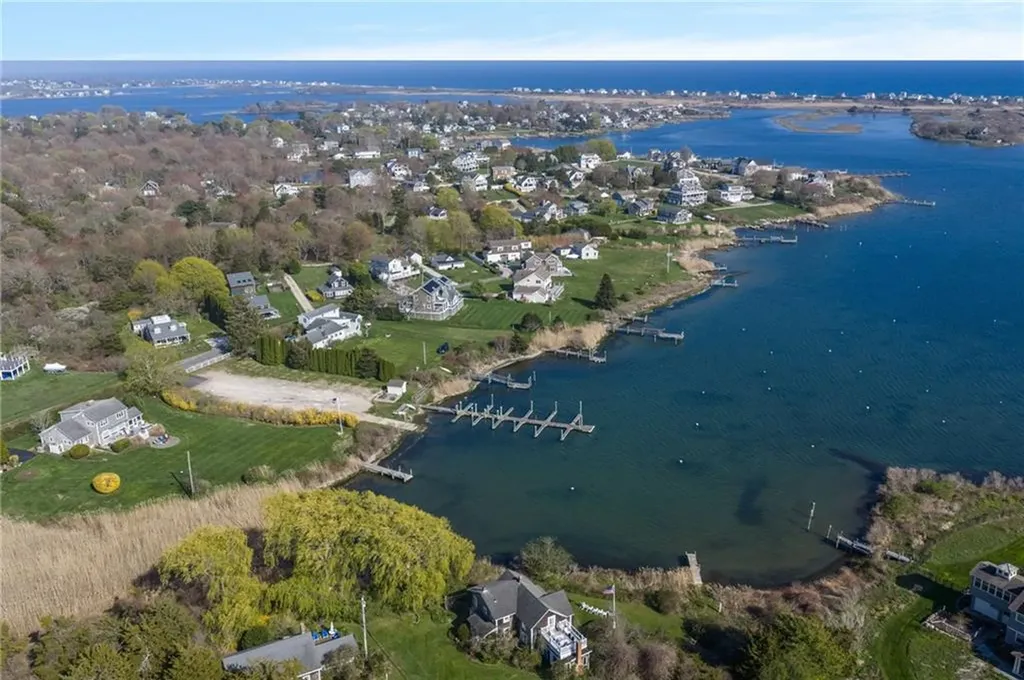 26 E Bayview Road Charlestown RI 02813