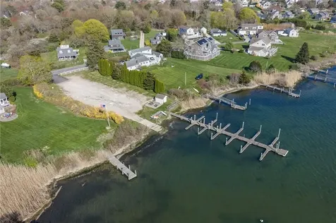26 E Bayview Road Charlestown RI 02813