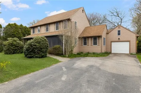 26 E Bayview Road Charlestown RI 02813