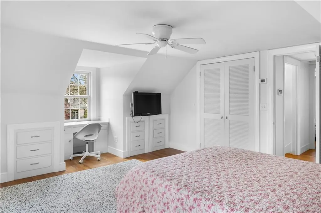 80 Kingswood Road Bristol RI 02809