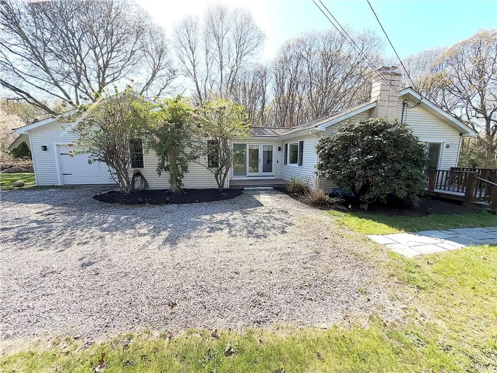 435 Allen Avenue South Kingstown RI 02879