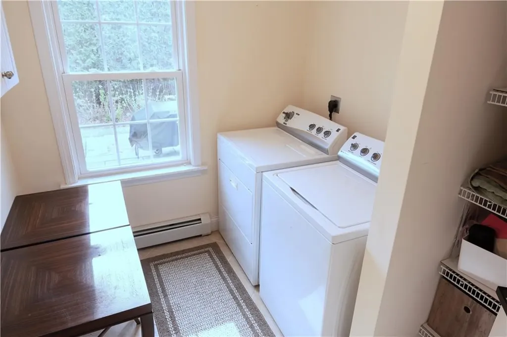 435 Allen Avenue South Kingstown RI 02879