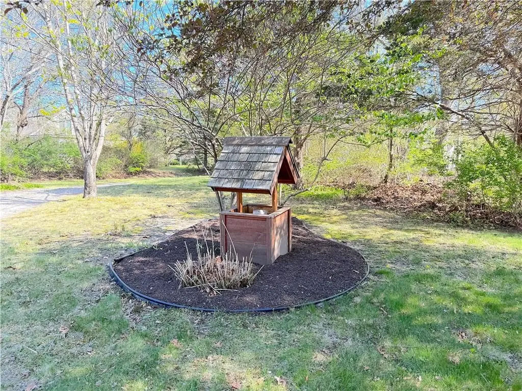 435 Allen Avenue South Kingstown RI 02879