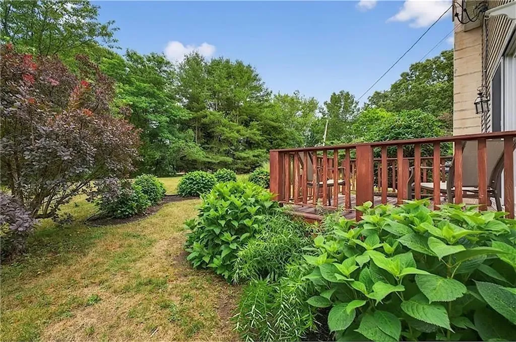 435 Allen Avenue South Kingstown RI 02879