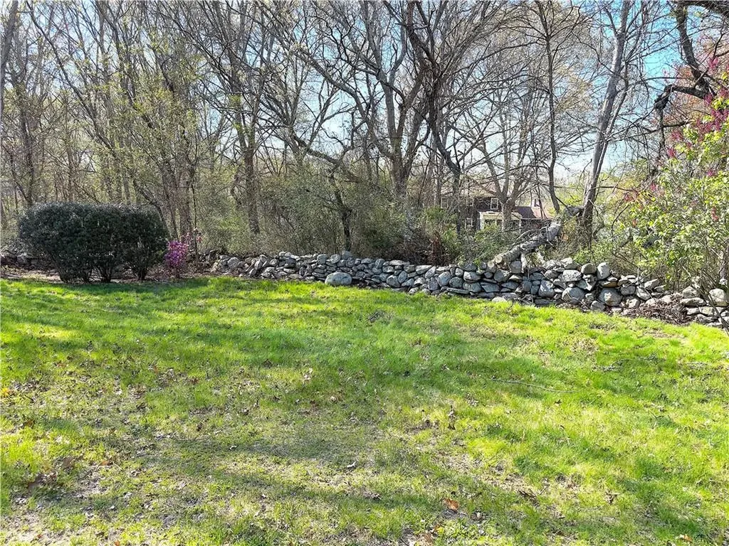 435 Allen Avenue South Kingstown RI 02879