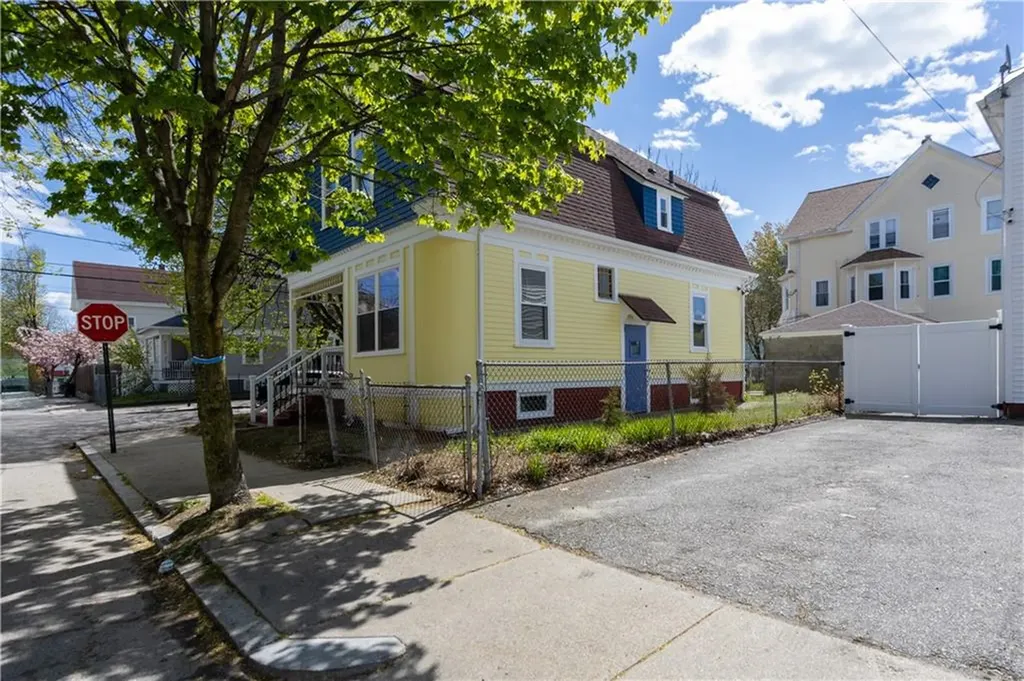 79 Priscilla Avenue Providence RI 02909