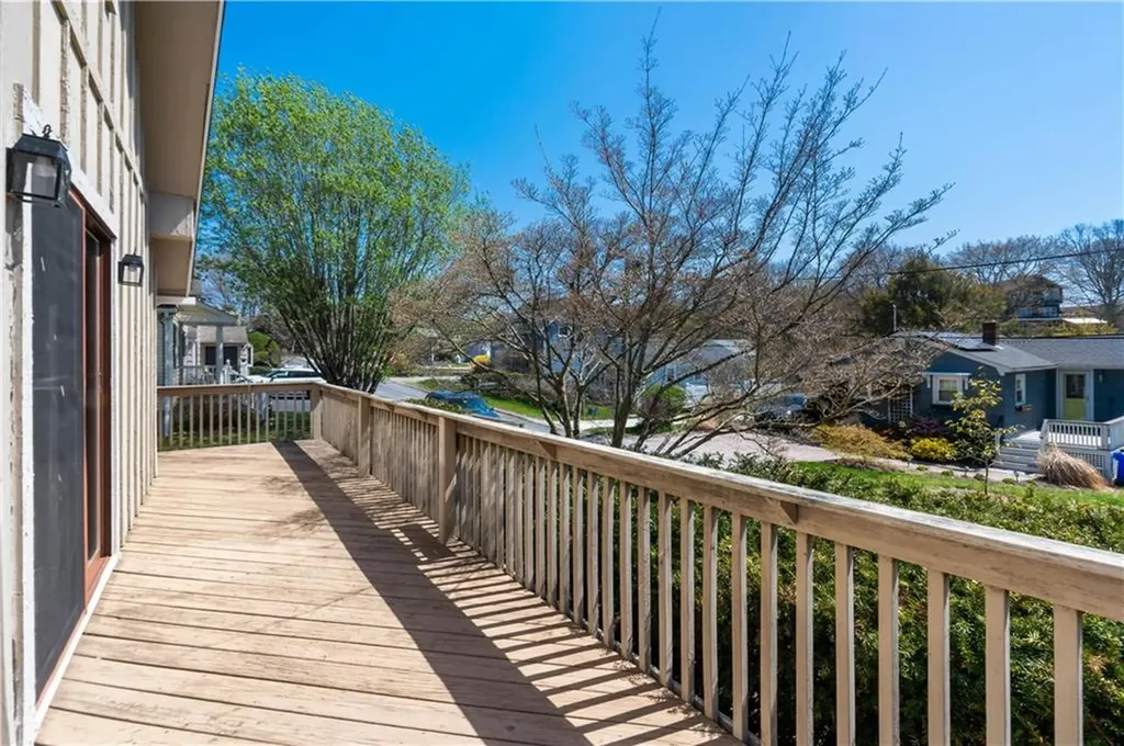 25 Westside Road South Kingstown RI 02879