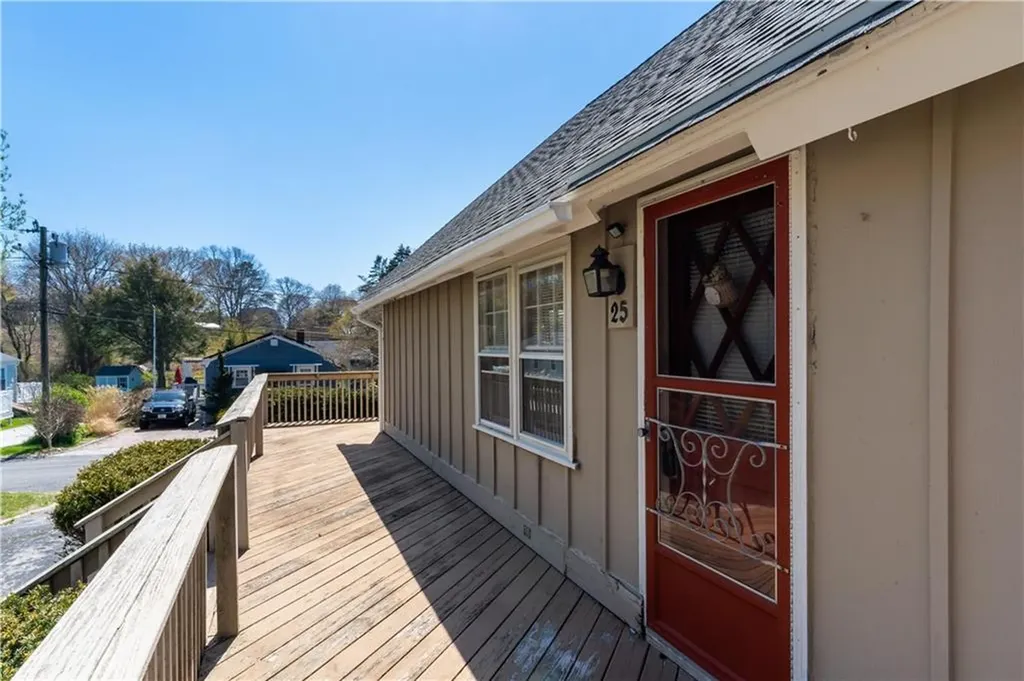 25 Westside Road South Kingstown RI 02879