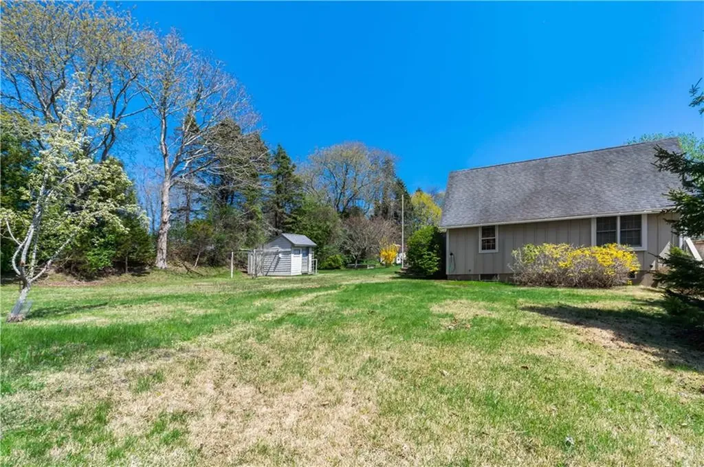 25 Westside Road South Kingstown RI 02879