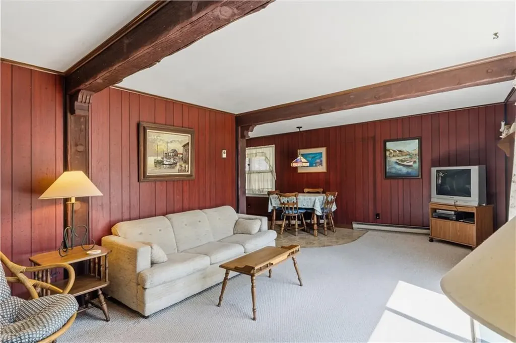25 Westside Road South Kingstown RI 02879