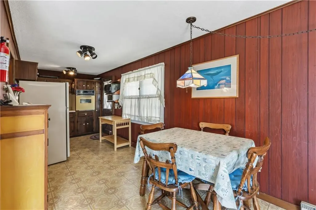 25 Westside Road South Kingstown RI 02879