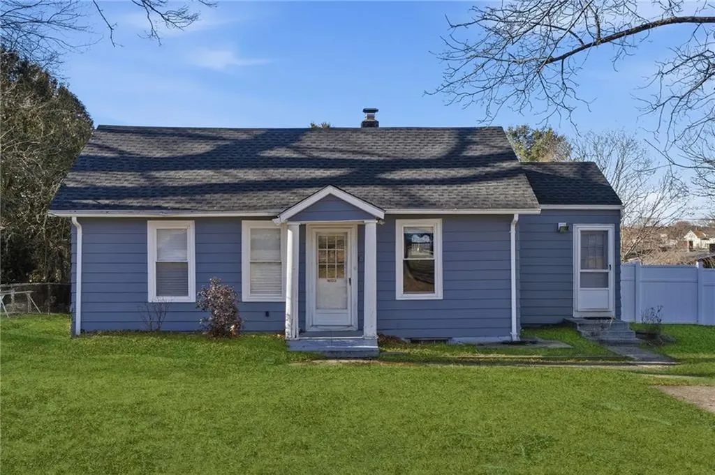 213 St Louis Avenue Woonsocket RI 02895