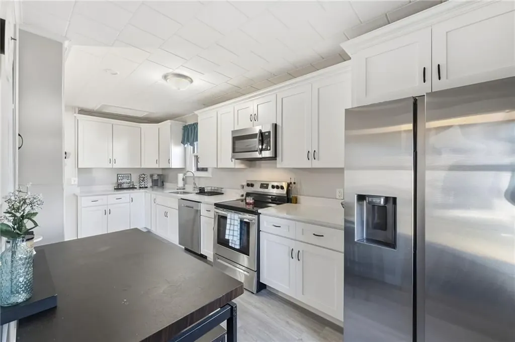 213 St Louis Avenue Woonsocket RI 02895