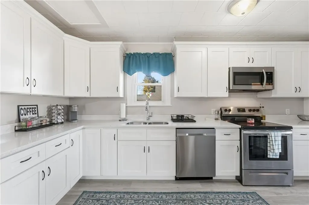 213 St Louis Avenue Woonsocket RI 02895
