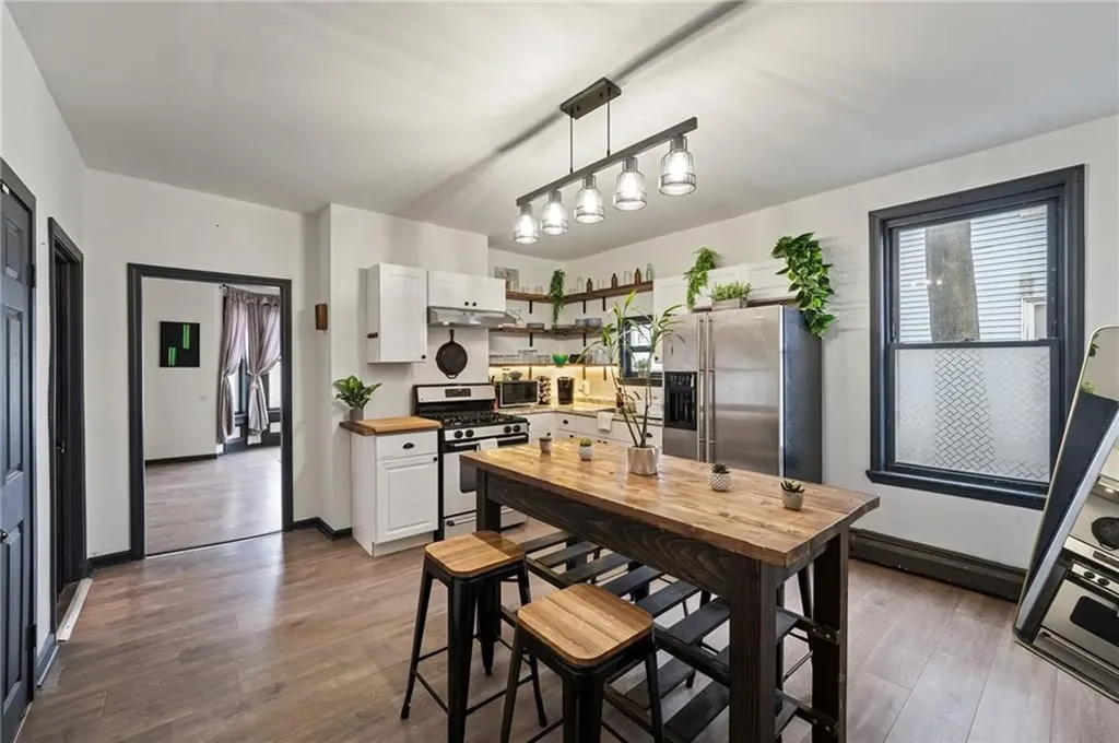 31 Gilmore Street Providence RI 02907