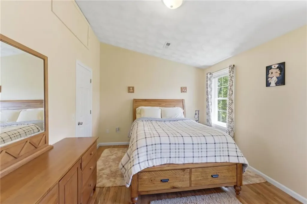 48 Harris Avenue Warwick RI 02889