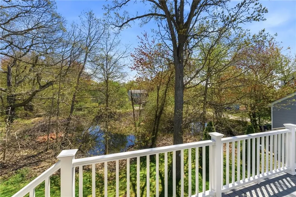 48 Harris Avenue Warwick RI 02889