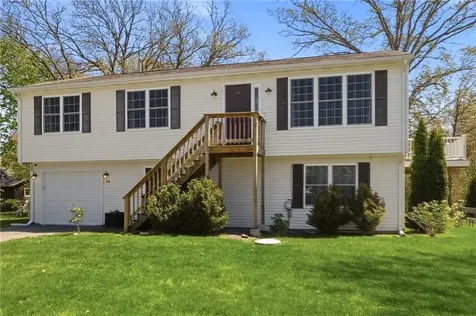 48 Harris Avenue Warwick RI 02889
