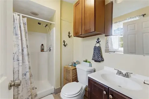 48 Harris Avenue Warwick RI 02889