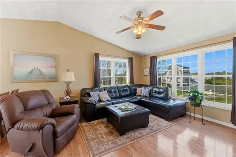 48 Harris Avenue Warwick RI 02889