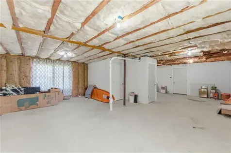 48 Harris Avenue Warwick RI 02889