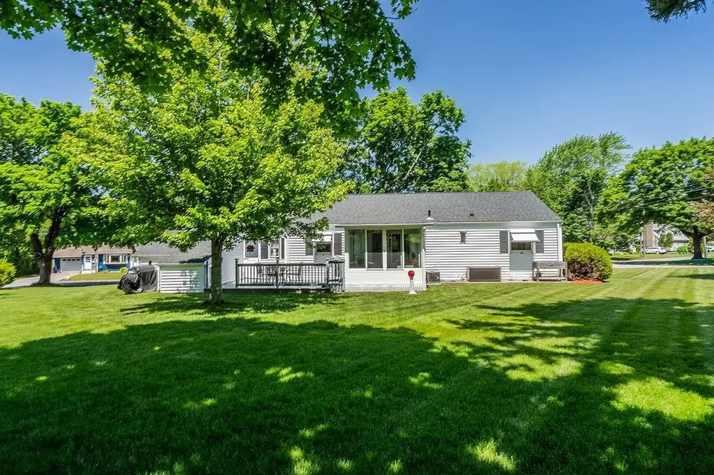 91 Priscilla Road Woonsocket RI 02895