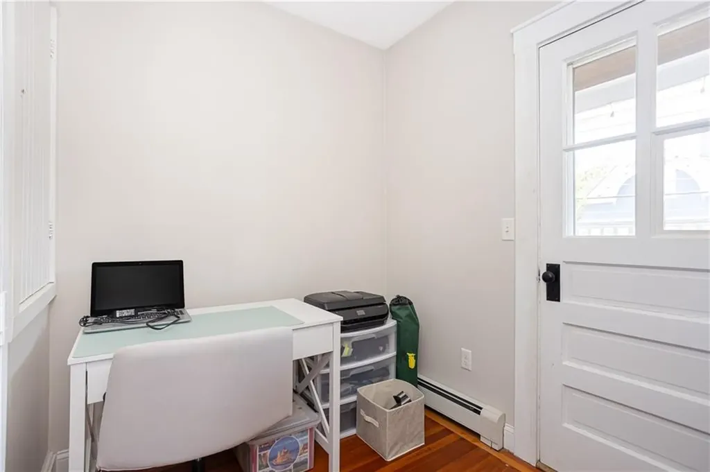 2 Bedlow Avenue Newport RI 02840