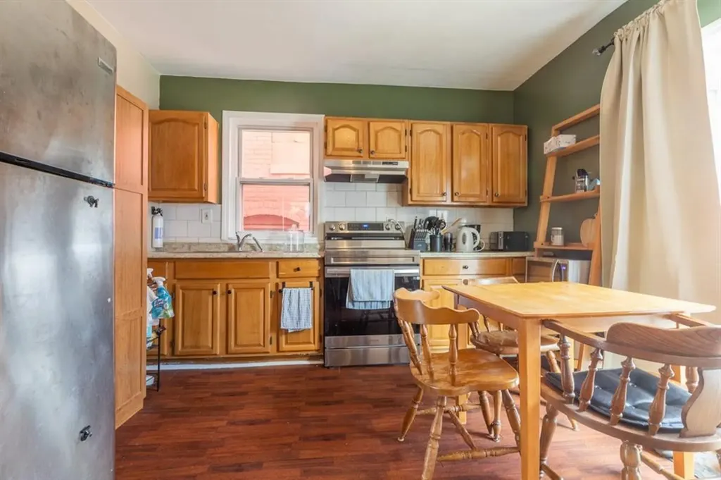 211 Admiral Street Providence RI 02908