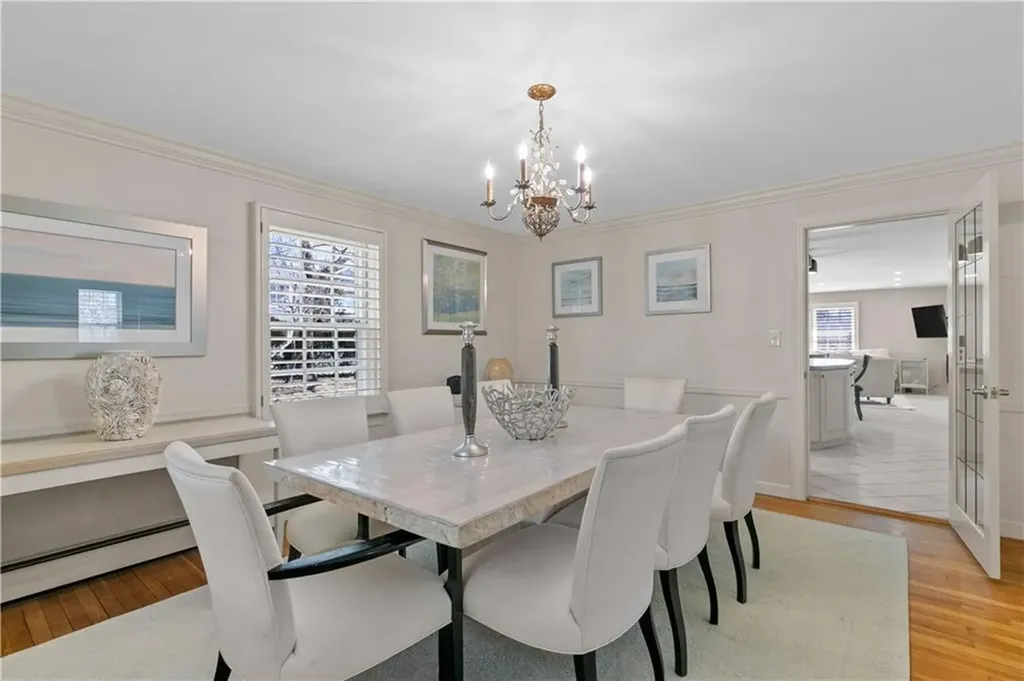 26 Red Cross Avenue Newport RI 02840