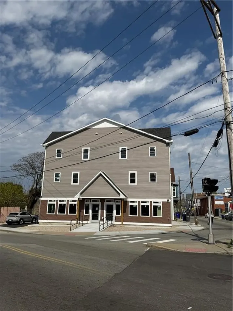 248 Hawkins Street Providence RI 02904