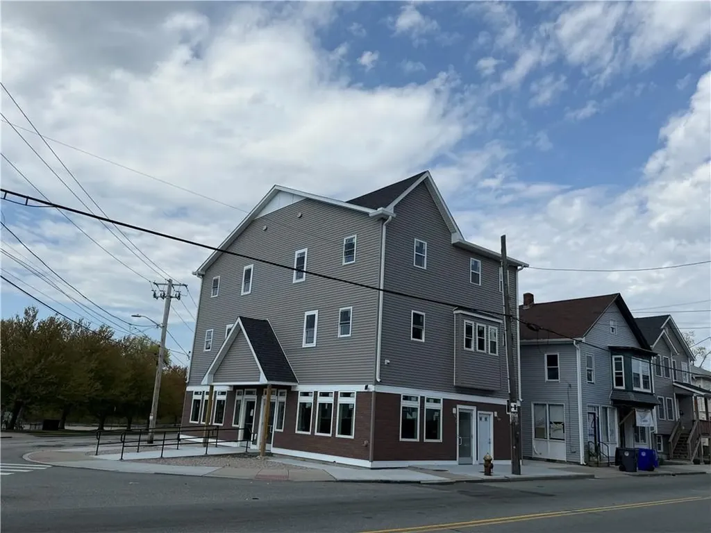 248 Hawkins Street Providence RI 02904