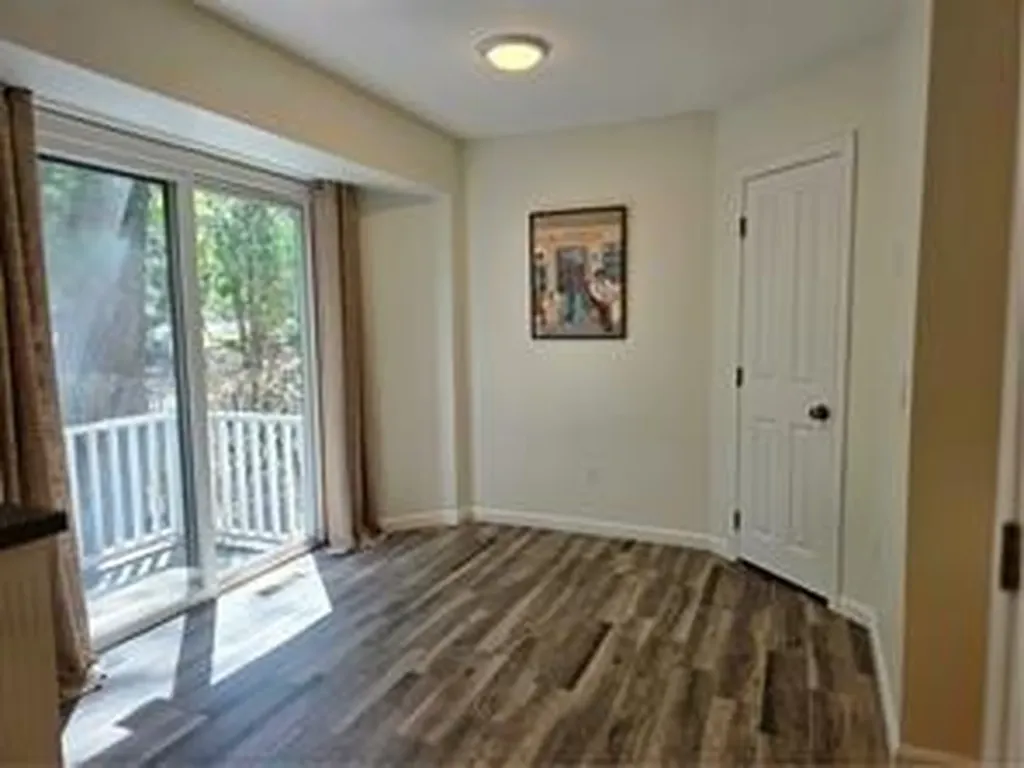 203 Dean Ridge Court Cranston RI 02920