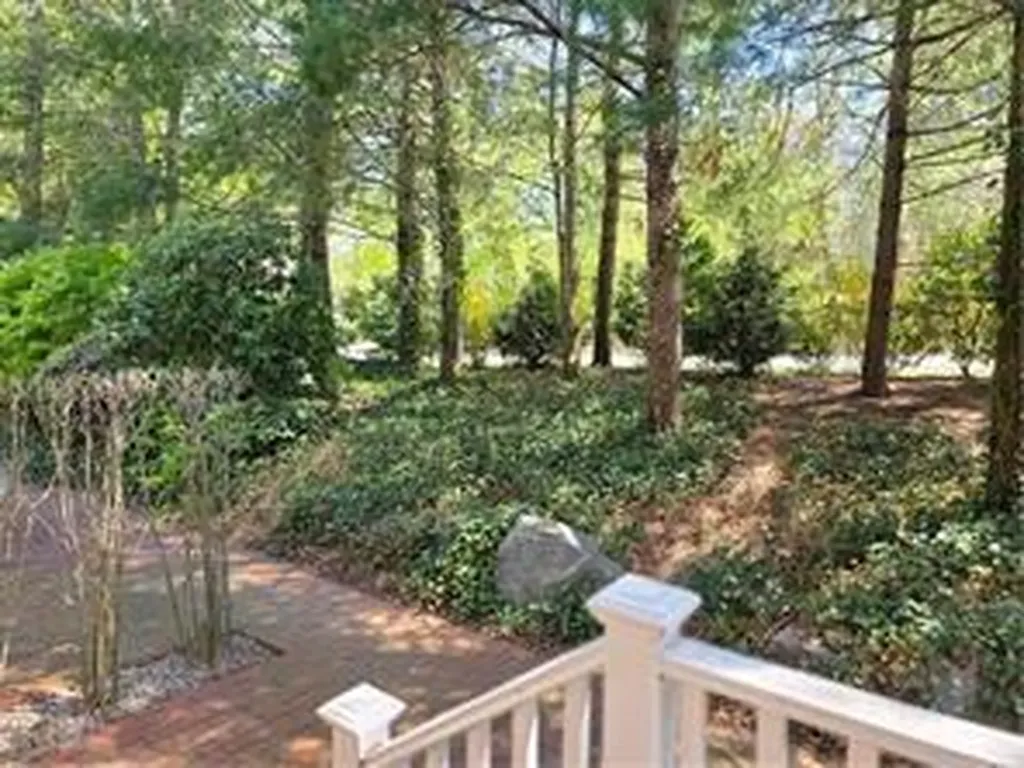 203 Dean Ridge Court Cranston RI 02920