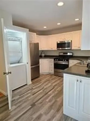 203 Dean Ridge Court Cranston RI 02920