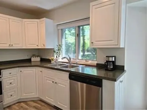203 Dean Ridge Court Cranston RI 02920
