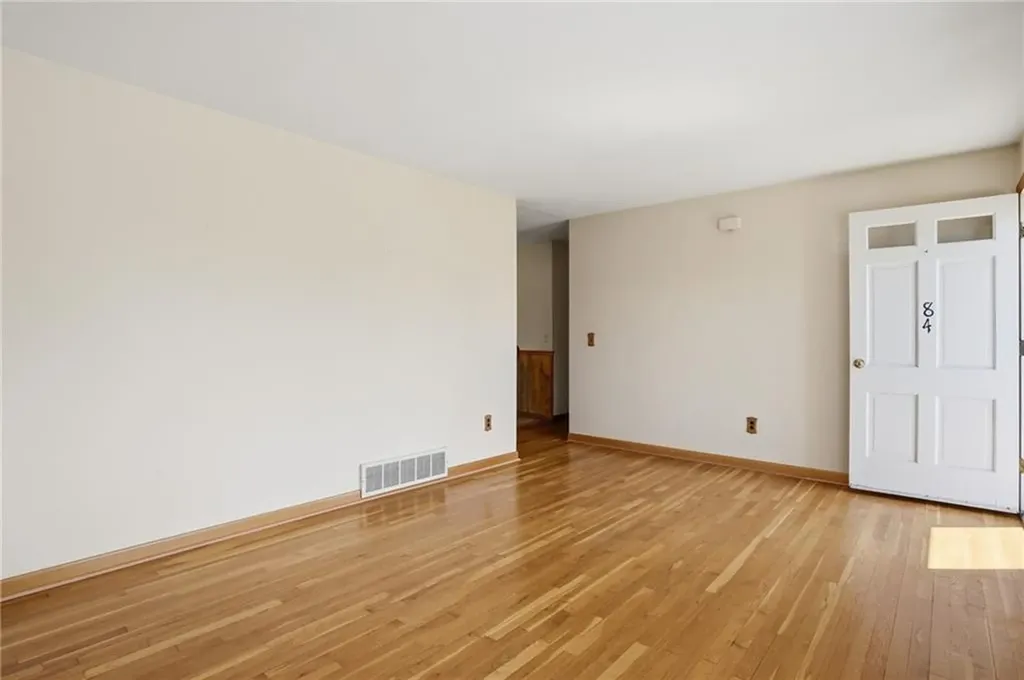 84 West Earle Street Cumberland RI 02864