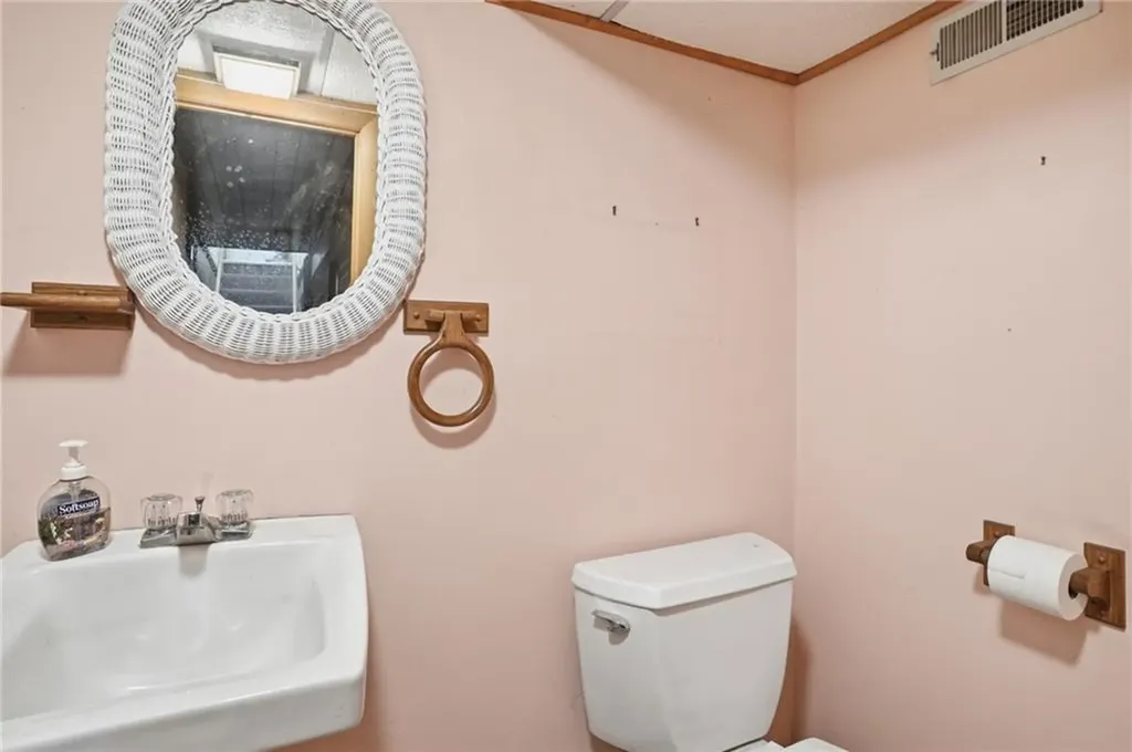 84 West Earle Street Cumberland RI 02864
