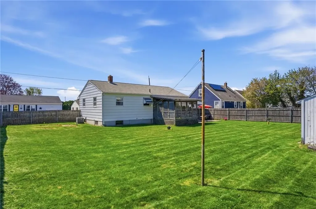 84 West Earle Street Cumberland RI 02864
