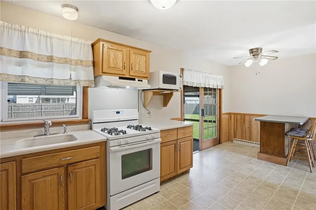 84 West Earle Street Cumberland RI 02864