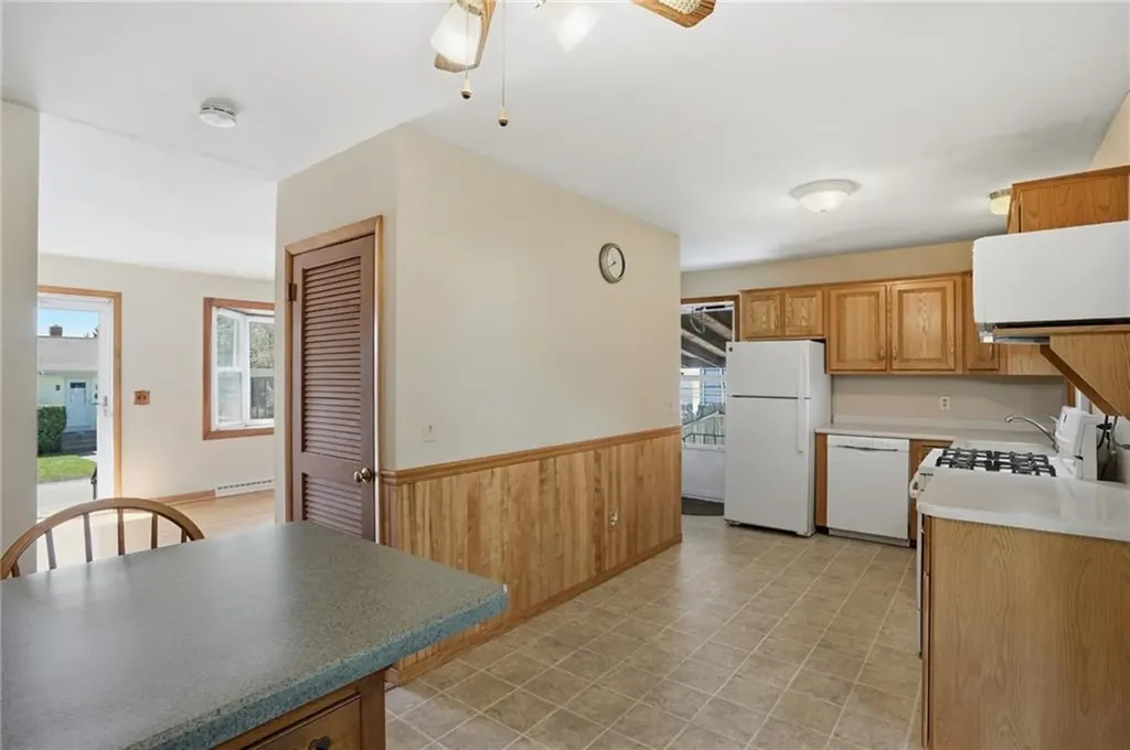84 West Earle Street Cumberland RI 02864