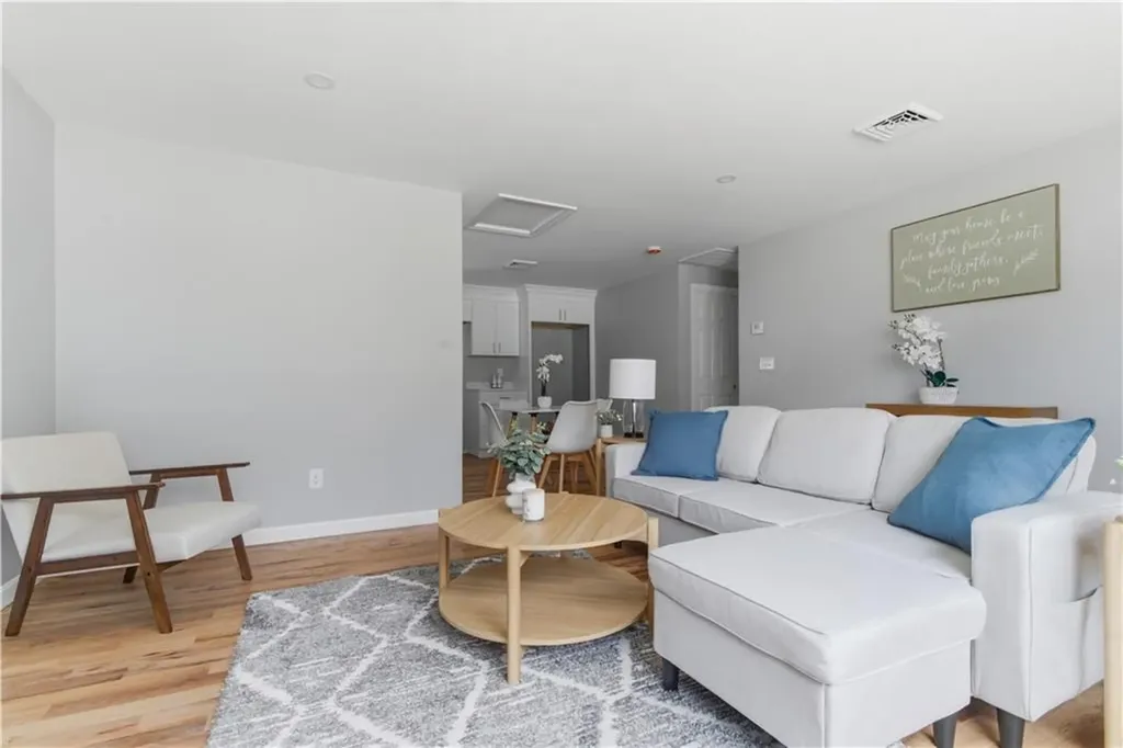 63 Indian Road East Providence RI 02915